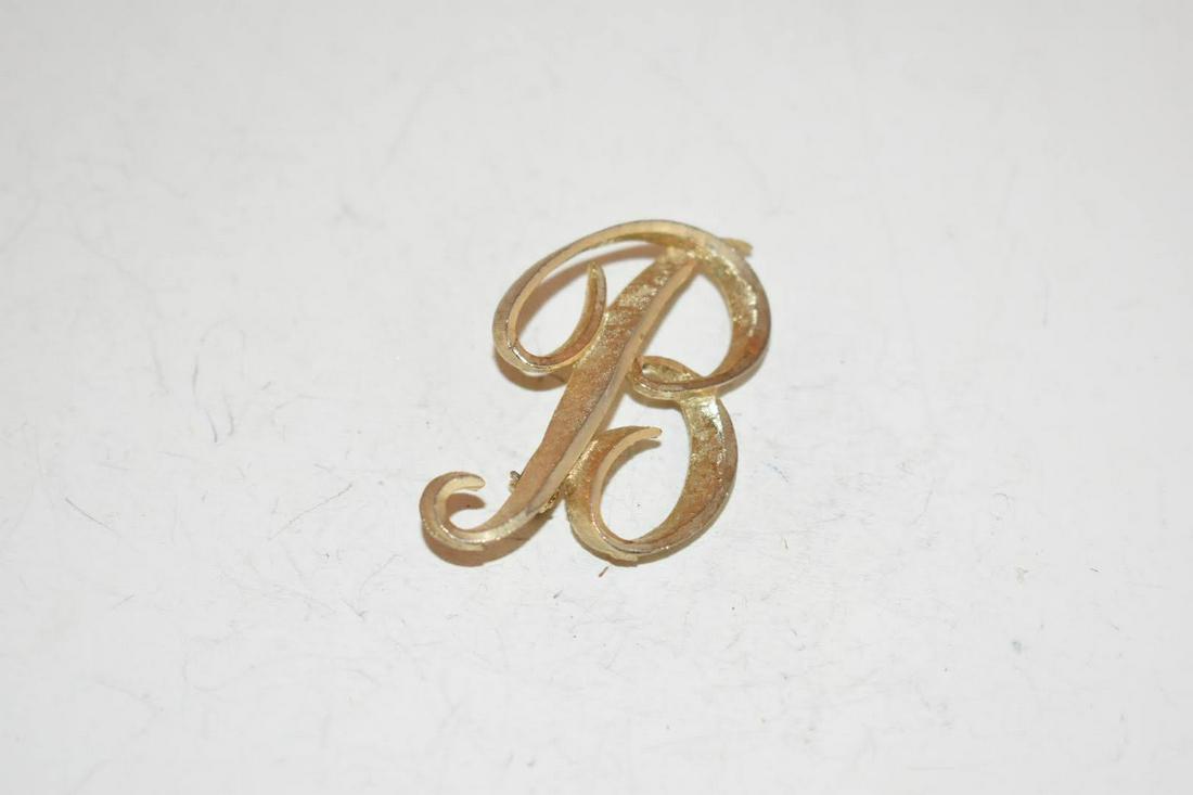 Vintage Mamselle Letter B gold tone Brooch (1 of 3)
