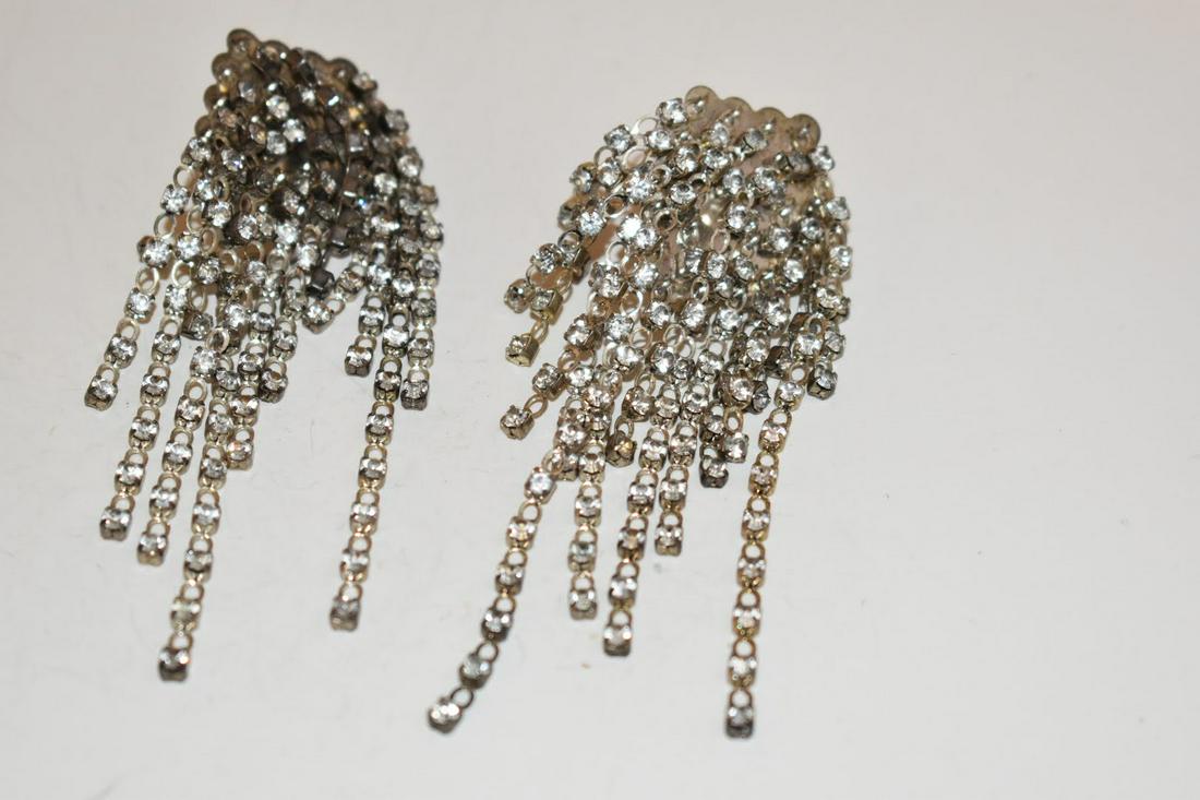 Vintage Sorrelli Rhinestone clipon Earrings (1 of 3)