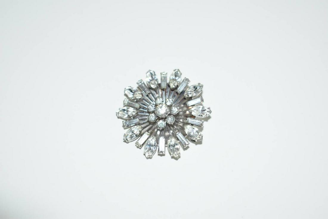 Vintage rhinestone snow flake Brooch (1 of 3)