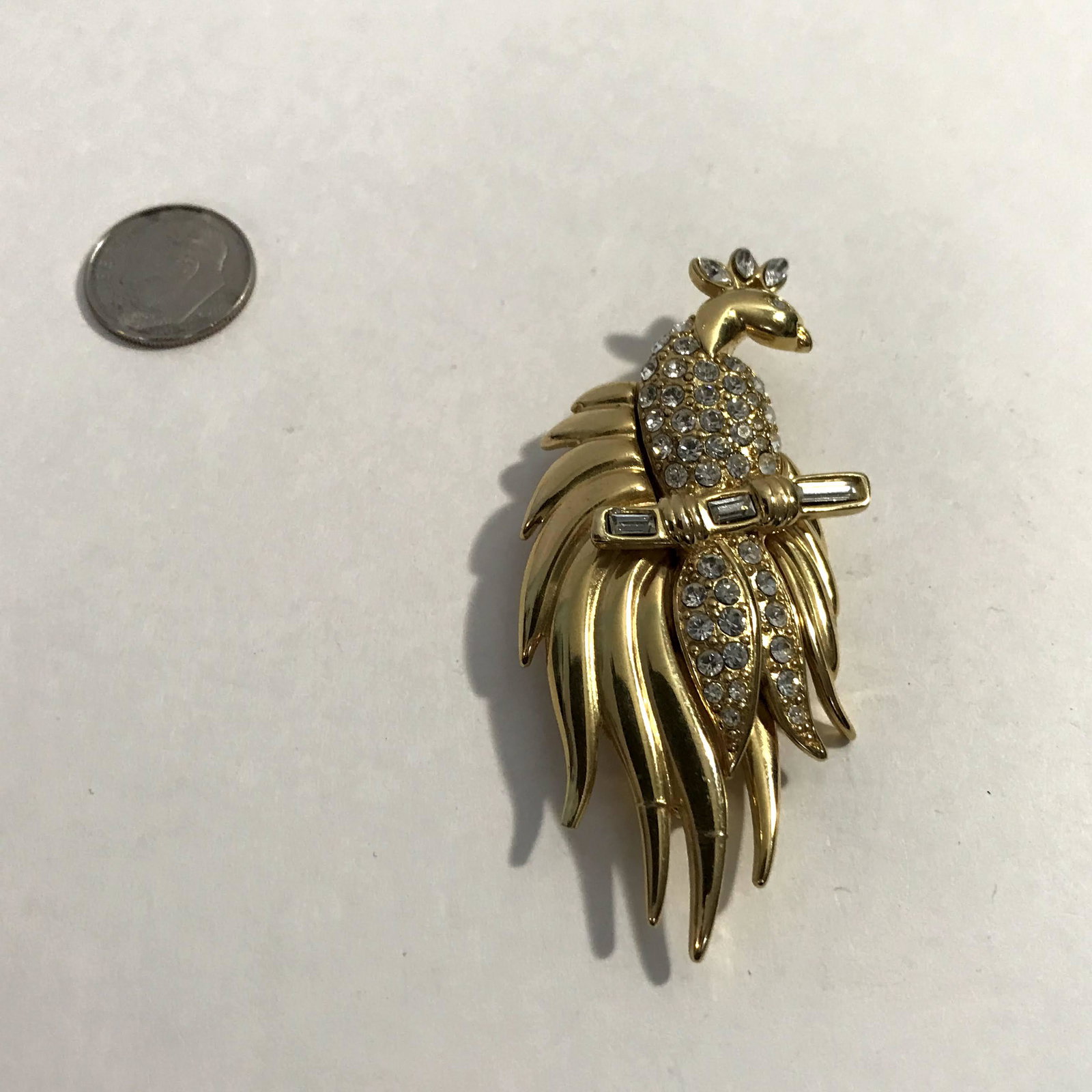 Vintage Signed MONET GoldTone & Rhinestone Bird of: Vintage Signed MONET GoldTone & Rhinestone Bird of Paradise Pin Brooch 2.5 Please view all photos as they are part of the description and condition of this Item, Feel free to contact me with questions