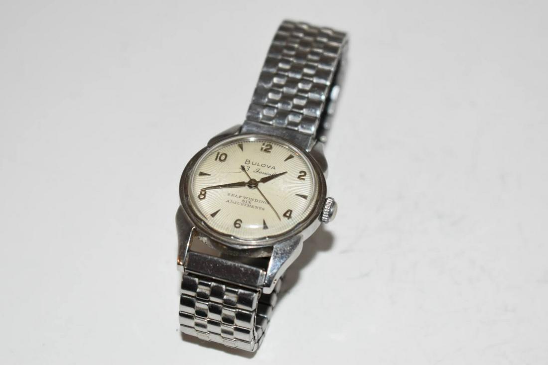 Vintage Bulova 23 Jewel Self Winding Men's Watch: Vintage Bulova 23 Jewel Self Winding Men's Watch Waterproof Works on and off.Please view all photos as they are part of the description and condition of this Item, Feel free to contact me with questio