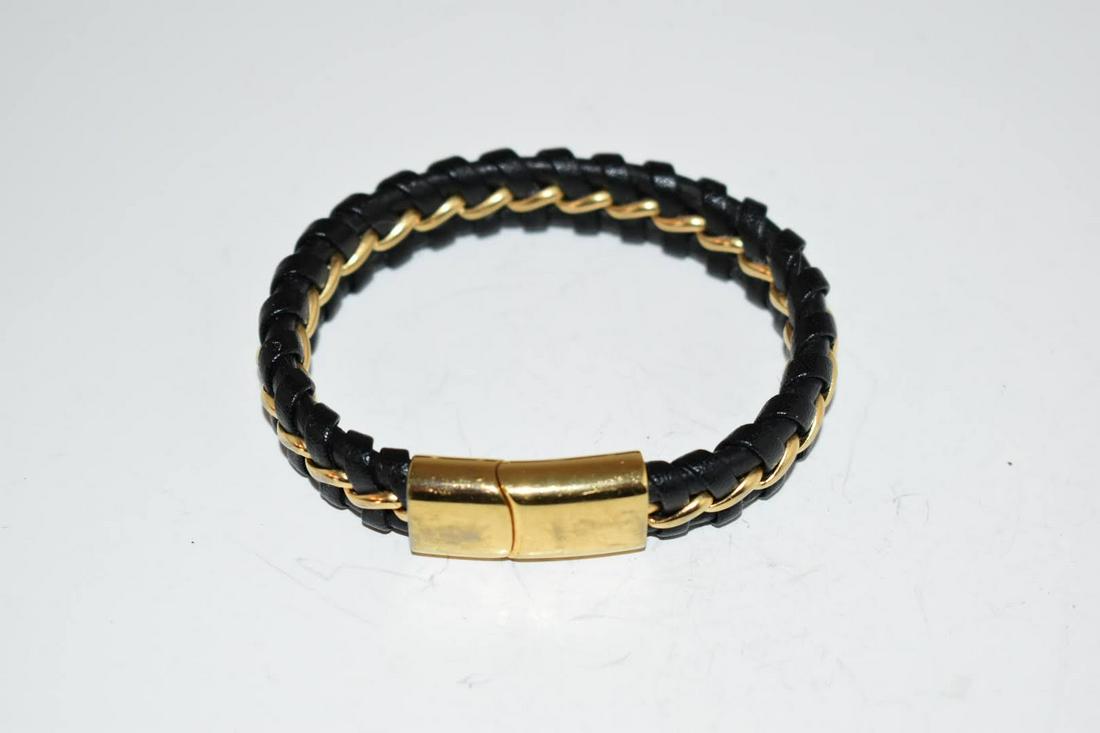 Mens Serasar Bracelet Leather Bangle Black Goldtone 2 (1 of 3)