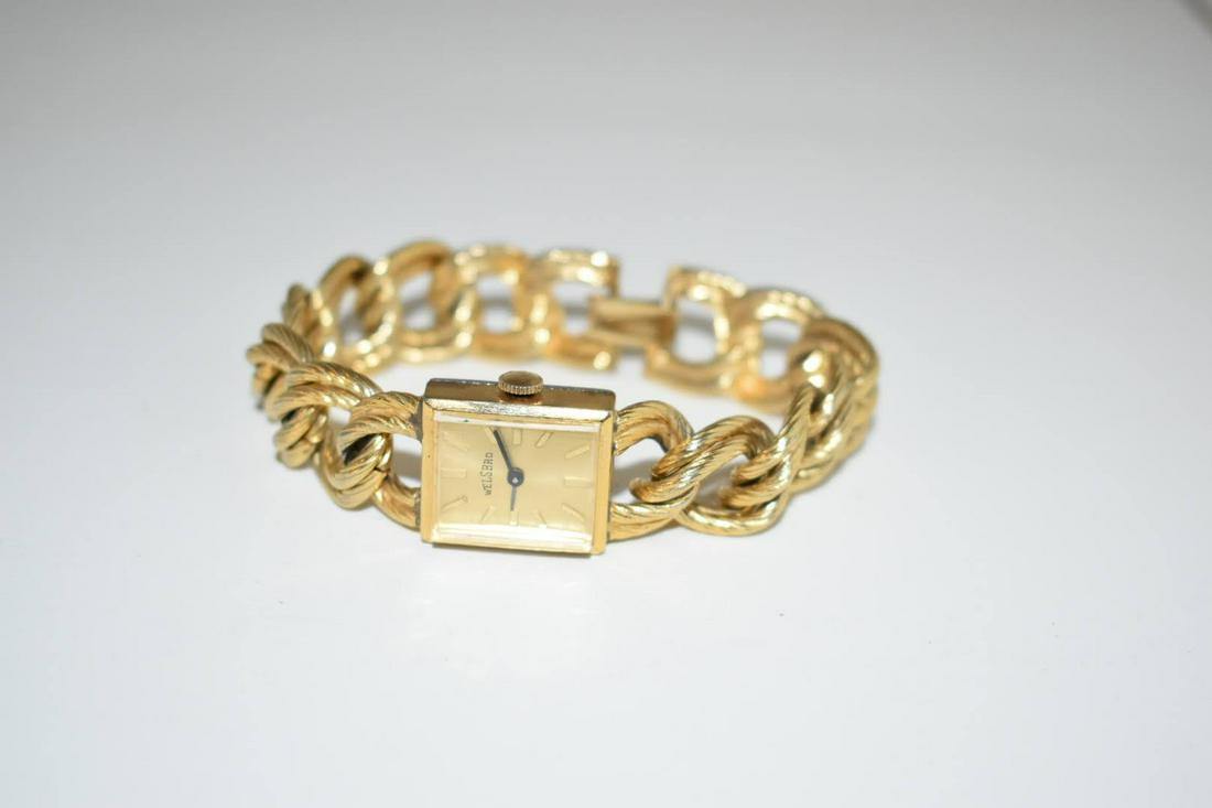 Vintage Welsbro Art Deco Watch, 1940's working: Vintage Welsbro Art Deco Watch, 1940's working Please view all photos as they are part of the description and condition of this Item, Feel free to contact me with questions or picture requests! Used I