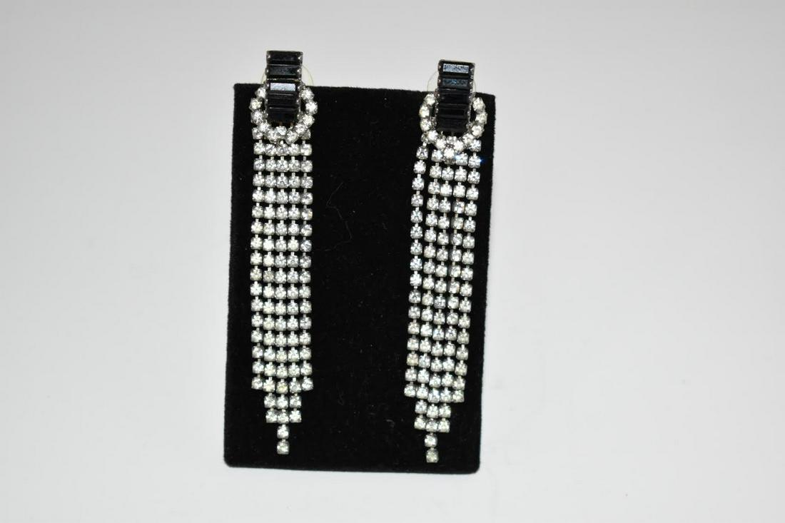 Vintage Elegant rhinestone Earrings (1 of 3)