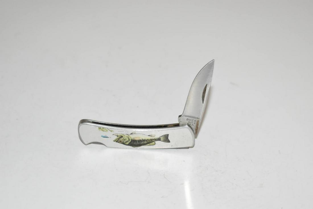 Buck 525 Fish Folding Pocket Knife like NEW (1 of 3)