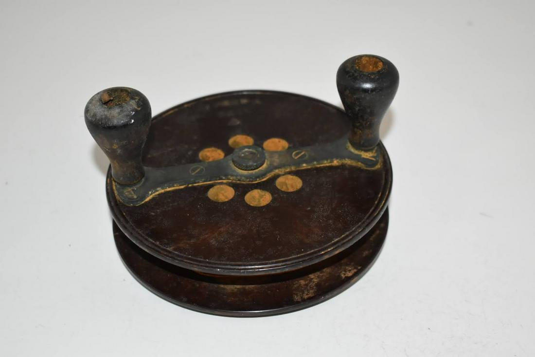 Vintage U-NEED-A Reel Fly Fishing Reel old 5 1/2" (1 of 3)