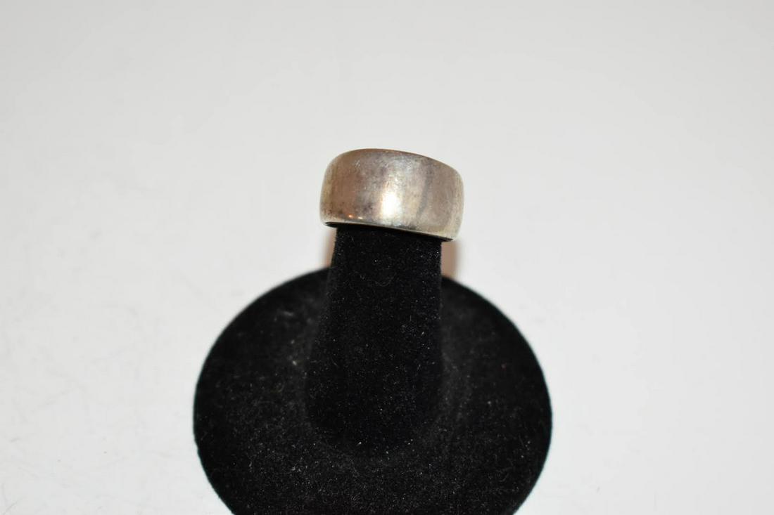 Vintage Sterling Silver Ring sz 6 (1 of 3)