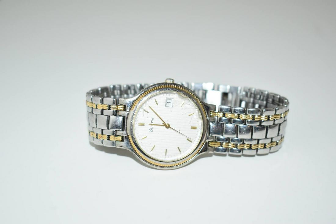 Vintage Bulova working Watches glass has some: Vintage Bulova working Watches glass has some scratches Please view all photos as they are part of the description and condition of this Item, Feel free to contact me with questions or picture request