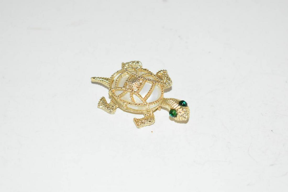 Vintage turtle Brooch  Gold tone Pearl 2 1/2" (1 of 3)