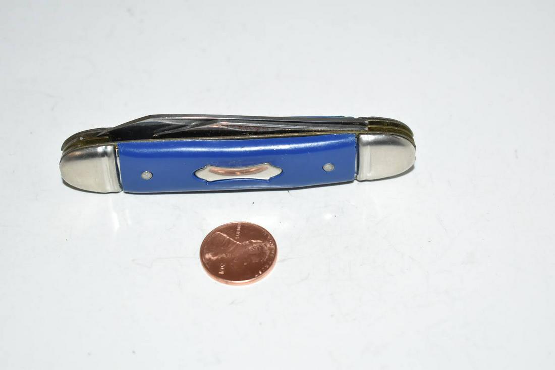 Vintage Blue Ideal Knife: Vintage Blue Ideal Knife Please view all photos as they are part of the description and condition of this Item, Feel free to contact me with questions or picture requests! Used Item AS IS