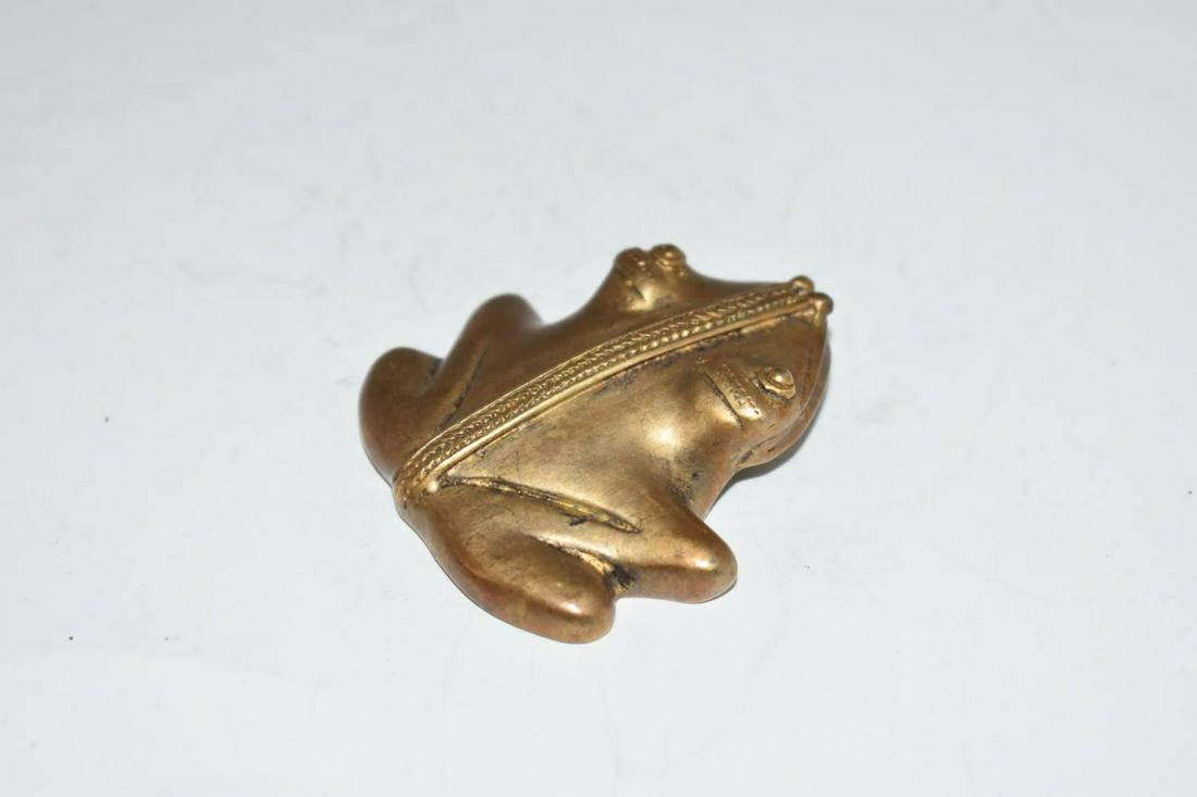 Vintage Brass Old Frog Brooch 2" (1 of 3)