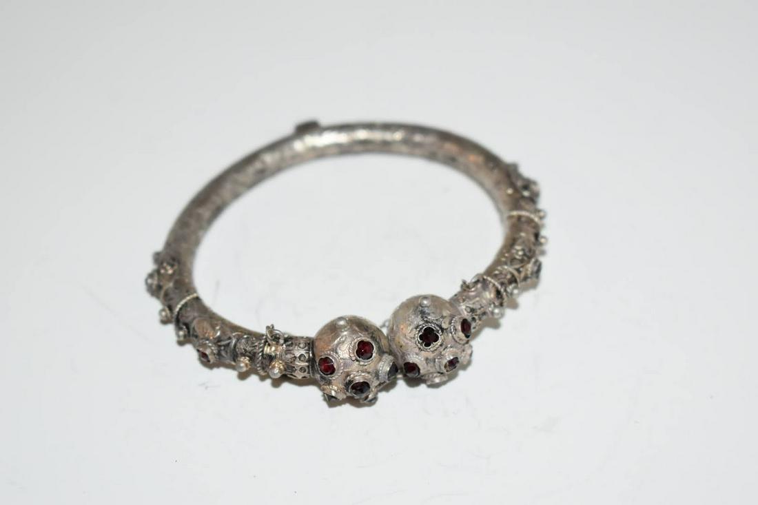 Vintage Navajo Sterling Silver Bracelet Signed CD 2 (1 of 3)