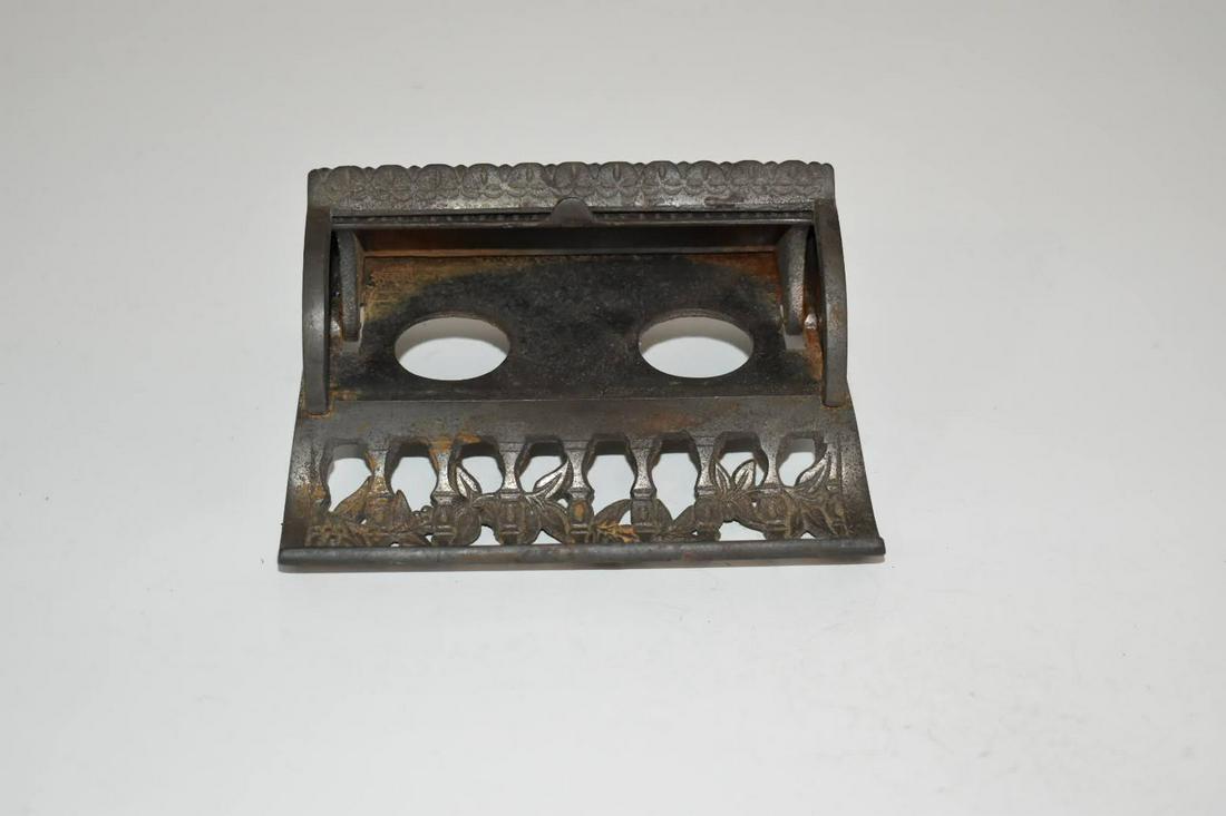 Antique Double Inkwell Cast Iron (1 of 4)