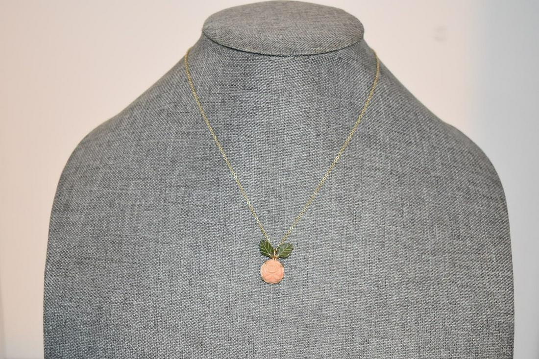 Vintage Lenox 14k GF Flower Pendant: Vintage Lenox 14k GF Flower Pendant Please view all photos as they are part of the description and condition of this Item, Feel free to contact me with questions or picture requests! Used Item AS IS