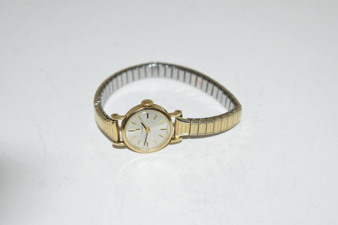 vintage omega womans watch Not working has initials on back 14k gold filled (1 of 5)
