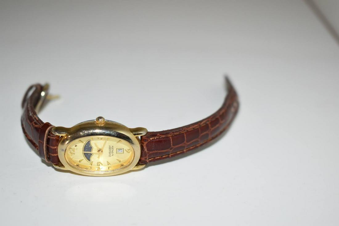 Vintage Embassy by Gruen working Watch: Vintage Embassy by Gruen working Watch Please view all photos as they are part of the description and condition of this Item, Feel free to contact me with questions or picture requests Used Item AS IS