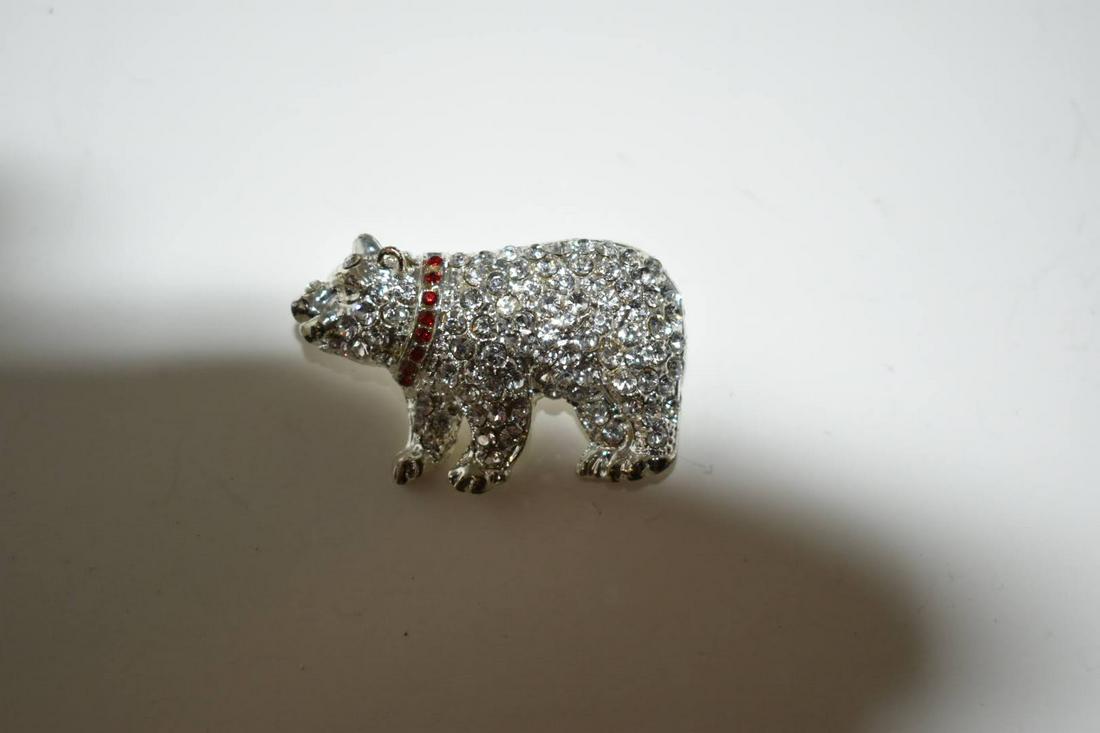 Vintage rhinestone bear Brooch (1 of 4)