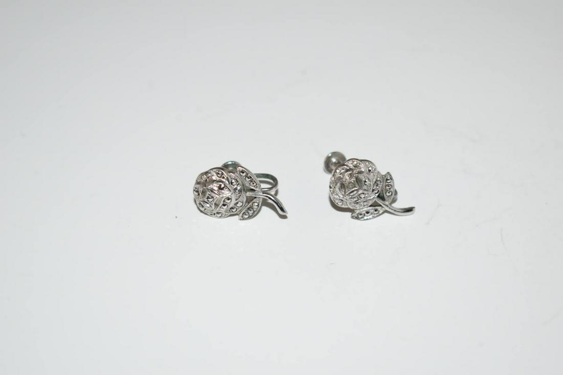 Vintage Marcasite Rose Earrings: Vintage Marcasite Rose Earrings Please view all photos as they are part of the description and condition of this Item, Feel free to contact me with questions or picture requests! Used Item AS IS