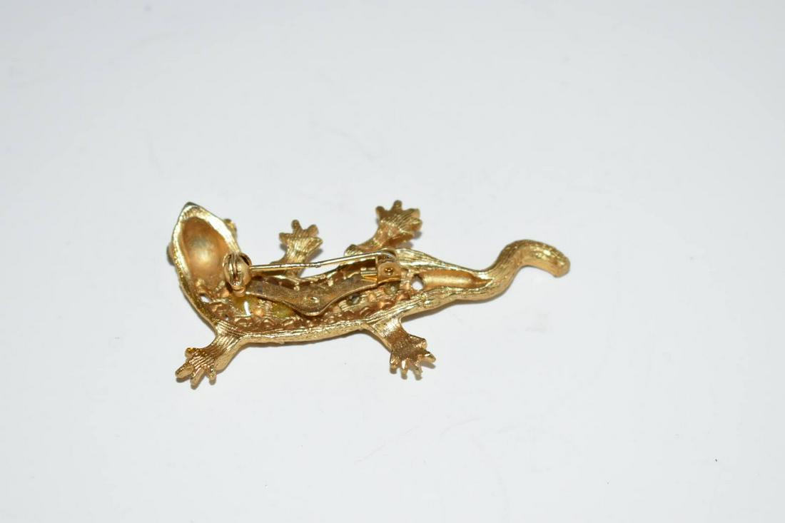 Vintage Goldtone Rhinestone Lizard Brooch (1 of 3)