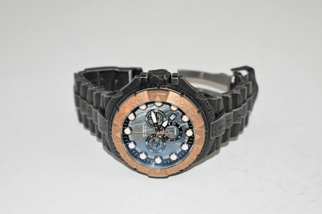 INVICTA Excursion Model 17868 - Men's Watch Quartz: INVICTA Excursion Model 17868 - Men's Watch Quartz works great!!!! Like new Please view all photos as they are part of the description and condition of this Item, Feel free to contact me with question