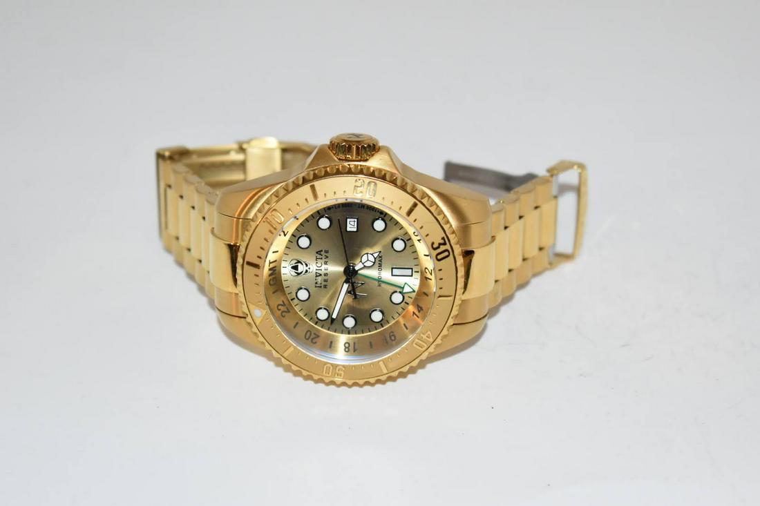 INVICTA Hydromax Model 29730 - Men's Watch Quartz works: INVICTA Hydromax Model 29730 - Men's Watch Quartz works great like new Please view all photos as they are part of the description and condition of this Item, Feel free to contact me with questions or