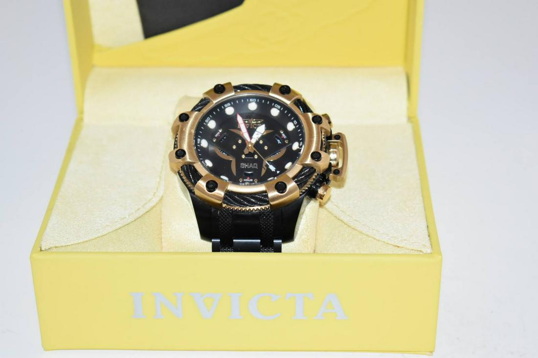 INVICTA SHAQ Model 33657 - Men's Watch Quartz Works: INVICTA SHAQ Model 33657 - Men's Watch Quartz Works Great small ding on the glass Please view all photos as they are part of the description and condition of this Item, Feel free to contact me with qu