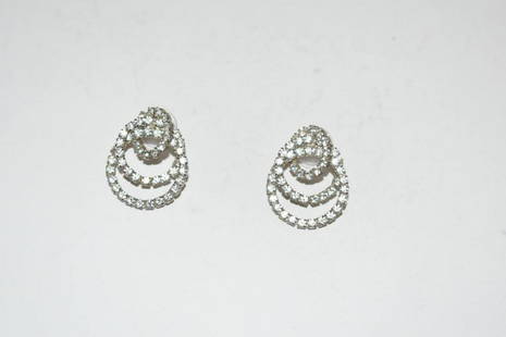 Vintage Rhinestone Pierced Earrings: Vintage Rhinestone Pierced Earrings Please view all photos as they are part of the description and condition of this Item, Feel free to contact me with questions or picture requests! Used Item AS IS