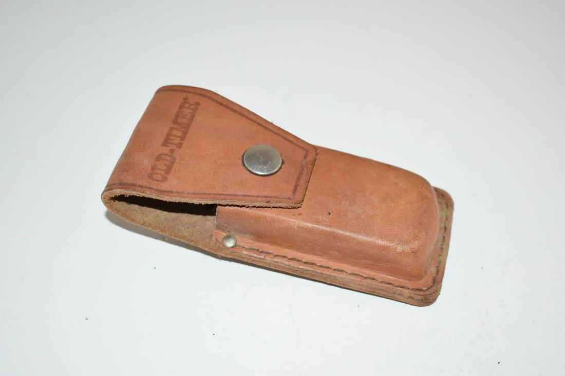 Vintage Old Timer Pocket Knife Case: Vintage Old Timer Pocket Knife Case Please view all photos as they are part of the description and condition of this Item, Feel free to contact me with questions or picture requests! Used Item AS IS