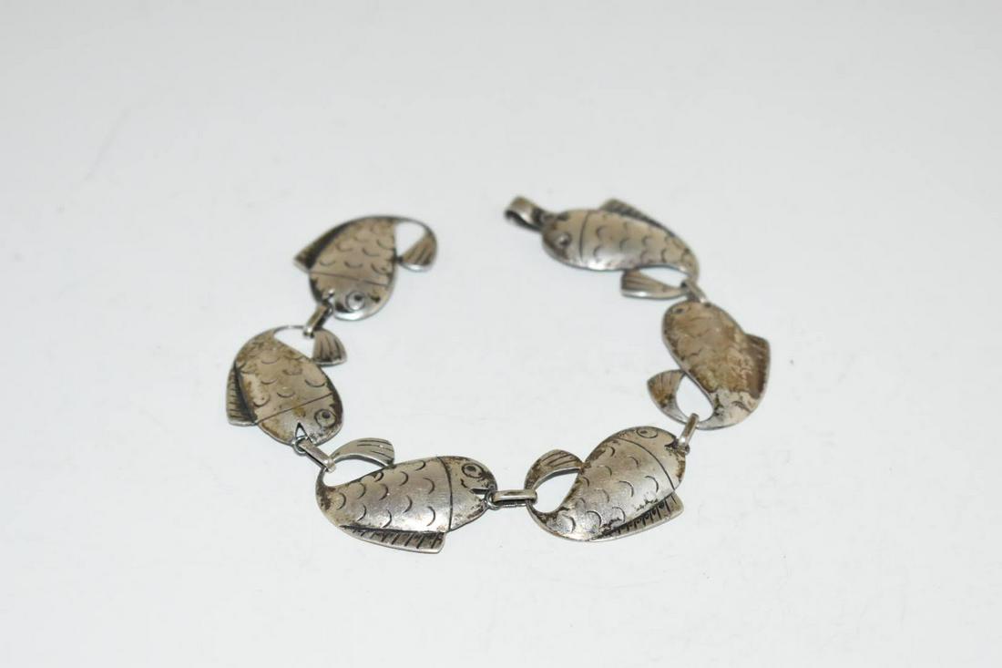 Vintage Sterling Silver Fish Linked Bracelet 7" (1 of 4)