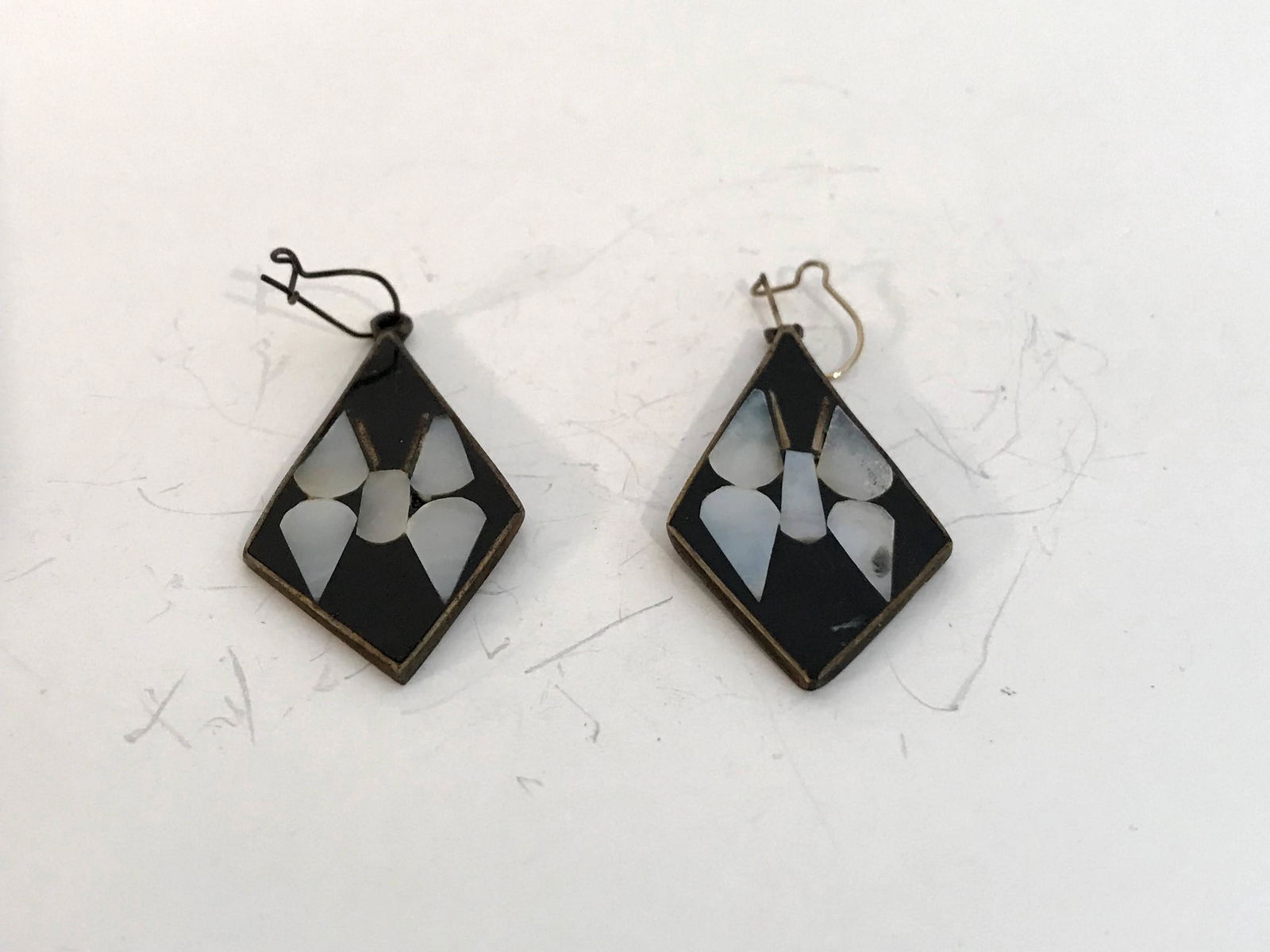 Vintage Abalone Shell Inlaid Earrings Mexican/Alpaca (1 of 4)