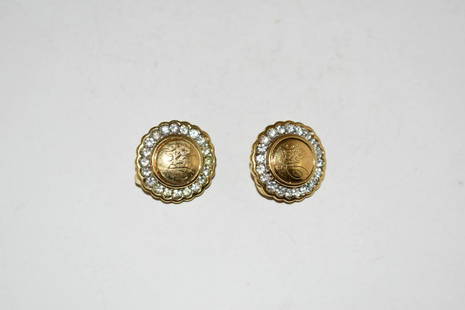 Vintage Nina Ricci Rhinestone Clip On Earrings Gold Tone: Vintage Nina Ricci Rhinestone Clip On Earrings Gold Tone Please view all photos as they are part of the description and condition of this Item, Feel free to contact me with questions or picture