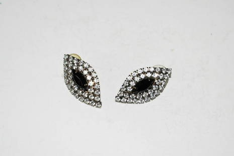 Vintage Rhinestone Pierced Earrings nice!!!!: Vintage Rhinestone Pierced Earrings nice!!!! Please view all photos as they are part of the description and condition of this Item, Feel free to contact me with questions or picture requests! Used