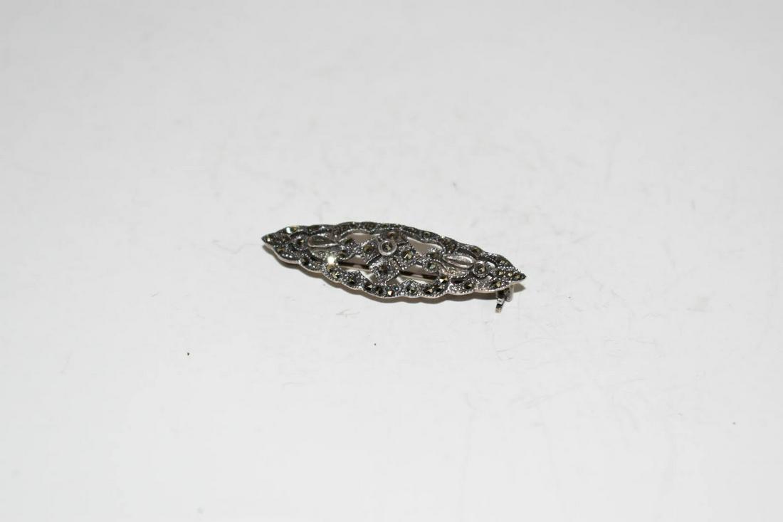 Vintage Sterling Silver Marcasite Brooch 2": Vintage Sterling Silver Marcasite Brooch 2" Please view all photos as they are part of the description and condition of this Item, Feel free to contact me with questions or picture requests! Used Item
