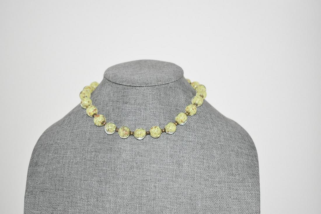 Vintage Yellow Glass Beaded Choker Necklace 10": Vintage Yellow Glass Beaded Choker Necklace 10" Please view all photos as they are part of the description and condition of this Item, Feel free to contact me with questions or picture requests! Used 