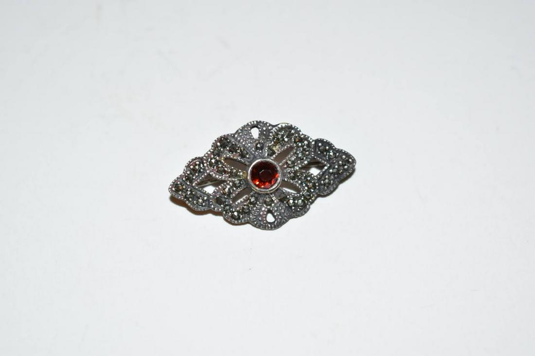 Vintage Sterling Silver Marcasite Brooch: Vintage Sterling Silver Marcasite Brooch Please view all photos as they are part of the description and condition of this Item, Feel free to contact me with questions or picture requests! Used Item AS