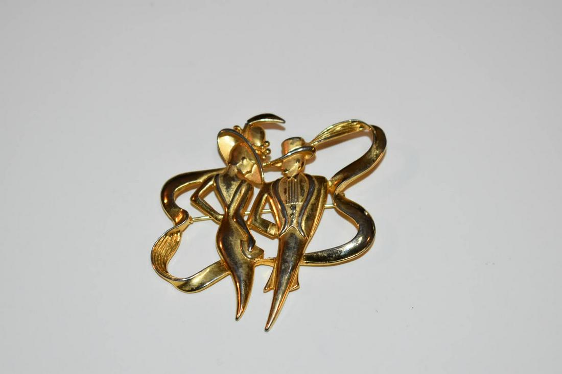 Vintage JJ Jonette Gold Tone Puttin On The Ritz Couple Brooch Pin: Vintage JJ Jonette Gold Tone Puttin On The Ritz Couple Brooch Pin Please view all photos as they are part of the description and condition of this Item, Feel free to contact me with questions or pictu