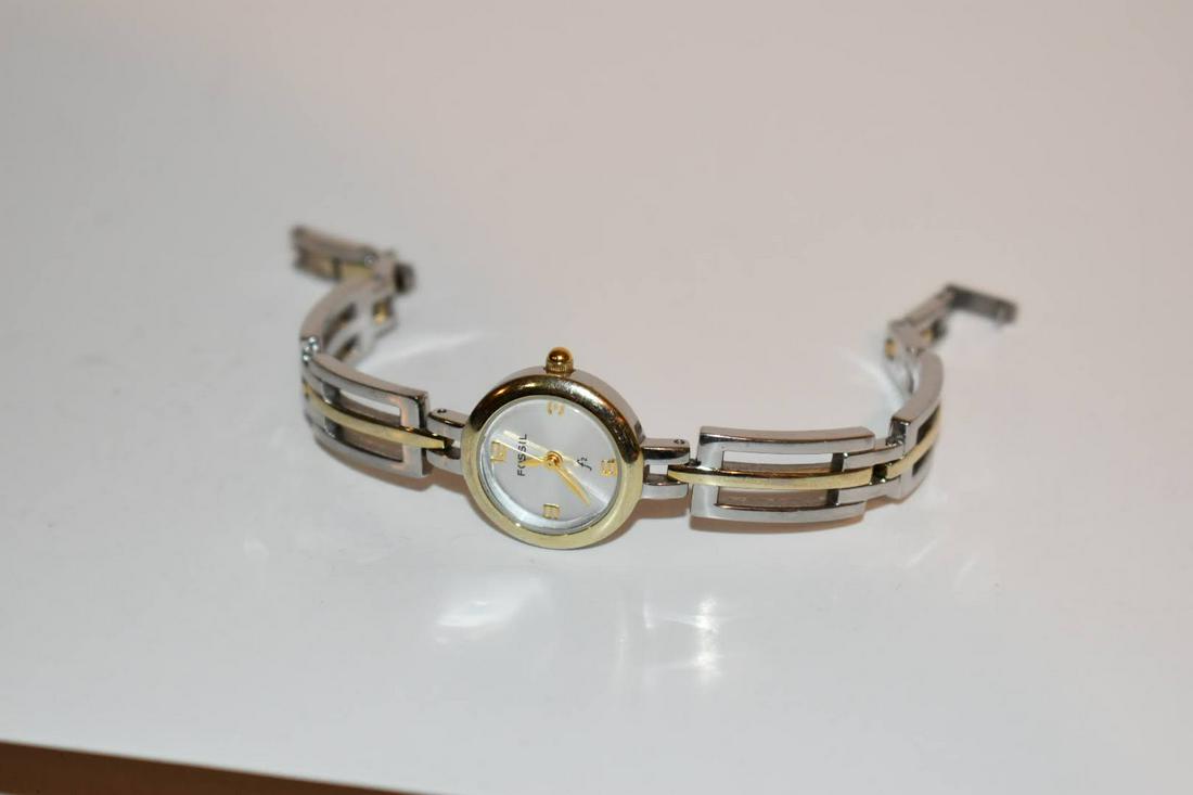 Vintage Fossil Ladies working Watch 9499 (1 of 4)