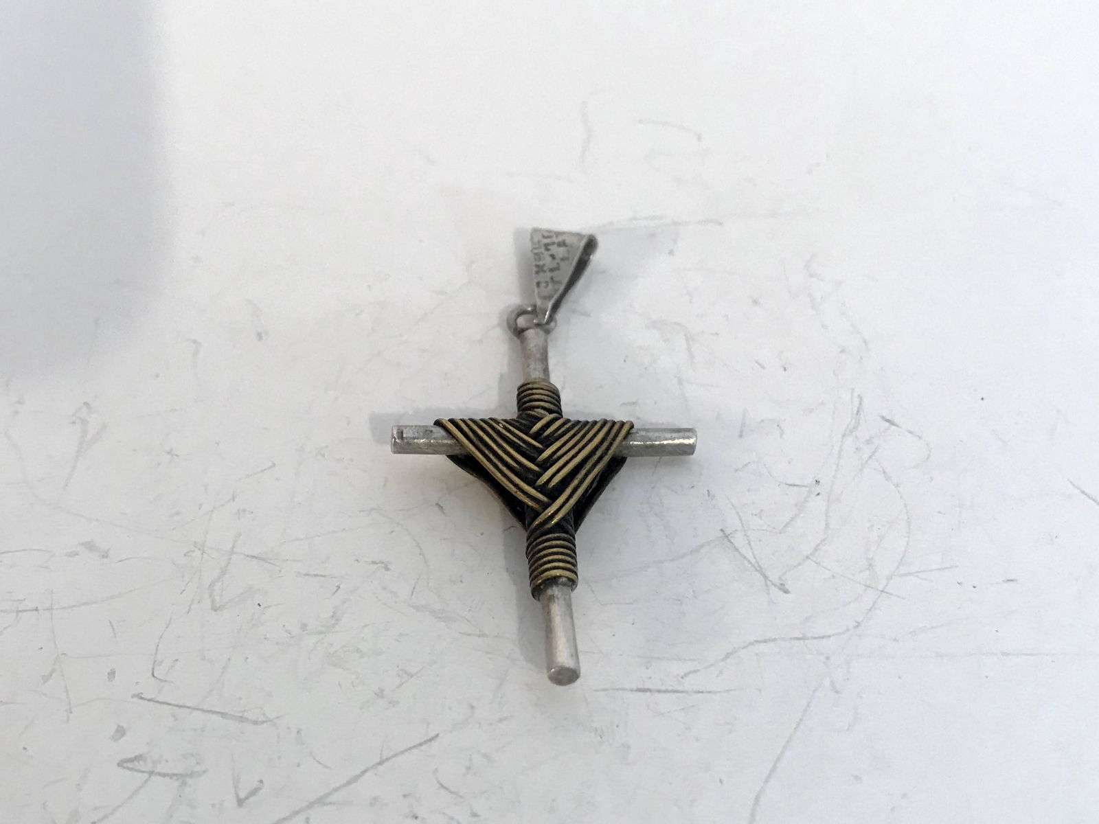 MEX 925 TL-C marked Silver Sterling Modern Crucifix (1 of 4)