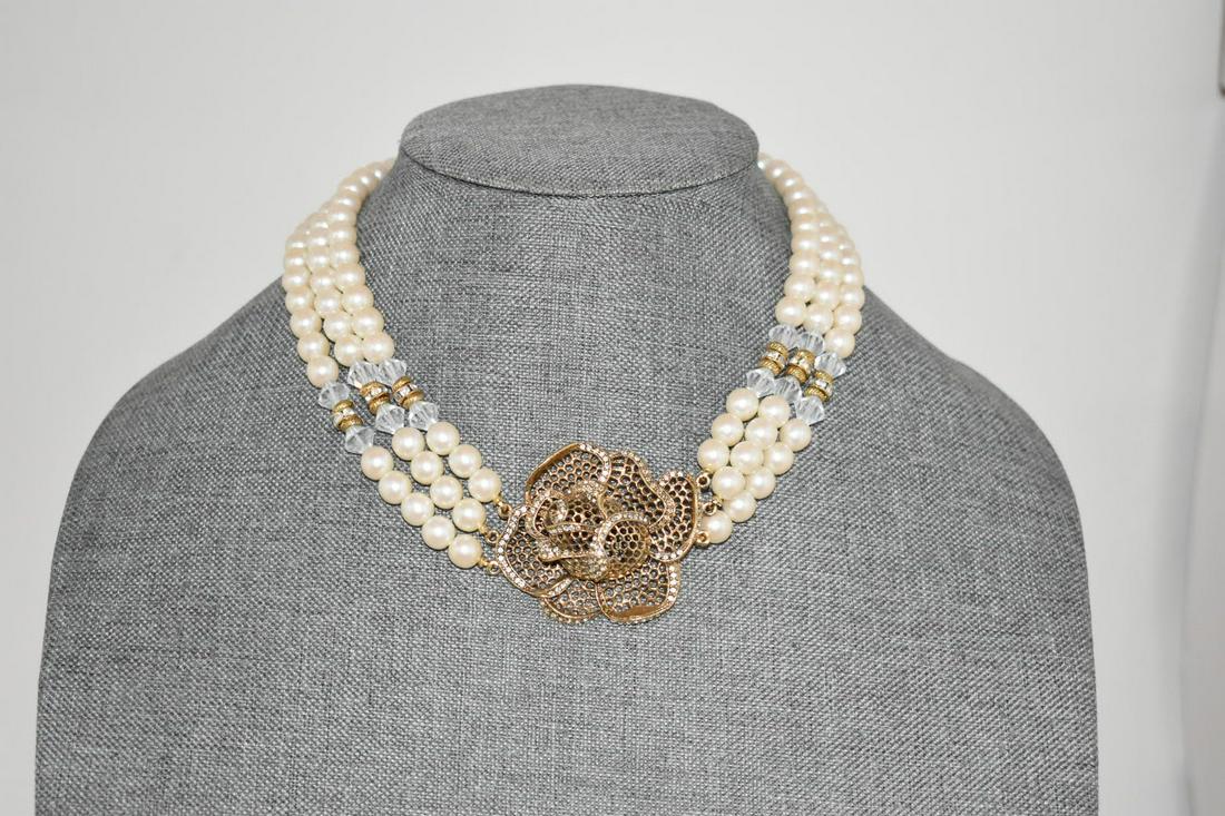Vintage 3 Strand Pearl Flower Rhinestone Necklace 12 " (1 of 3)