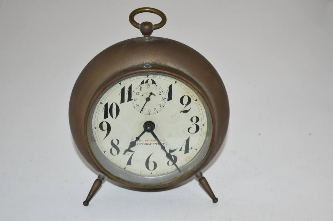 New Haven 8 day peg leg alarm clock needs work: New Haven 8 day peg leg alarm clock needs work Please view all photos as they are part of the description and condition of this Item, Feel free to contact me with questions or picture requests! Used I