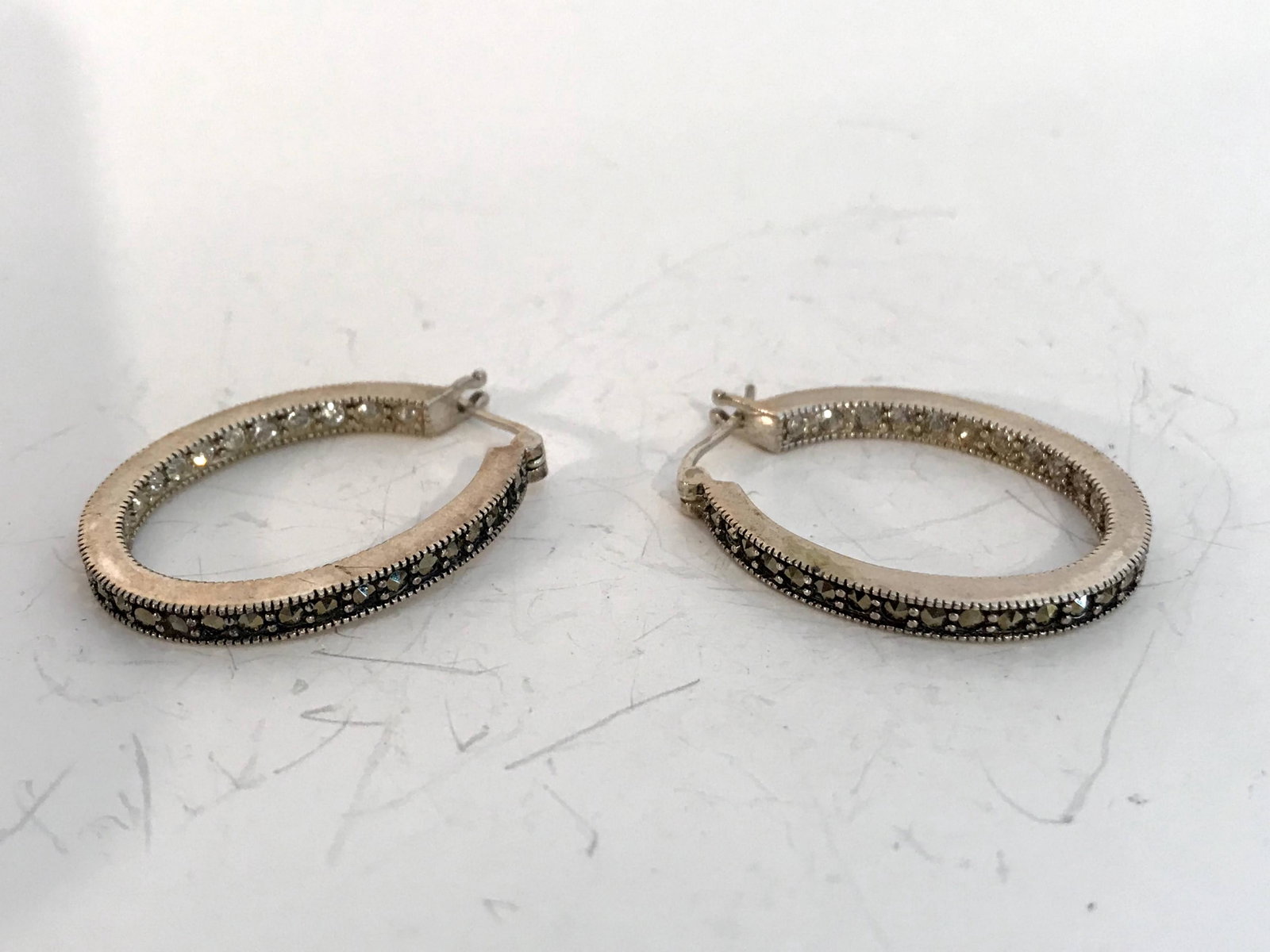Vintage 925 Sterling Silver Marcasite Ornate Hoop: Vintage 925 Sterling Silver Marcasite Ornate Hoop Earrings Please view all photos as they are part of the description and condition of this Item, Feel free to contact me with questions or picture requ