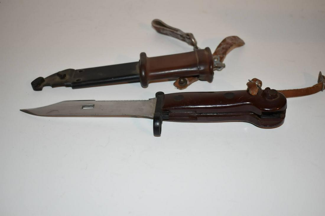 Vintage Military Bayonet Fighting Knife with sheath (1 of 5)