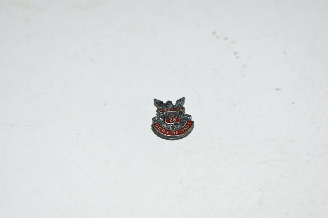 US Department of the Navy 20 Year Service Pin: US Department of the Navy 20 Year Service Pin Please view all photos as they are part of the description and condition of this Item, Feel free to contact me with questions or picture requests! Used It