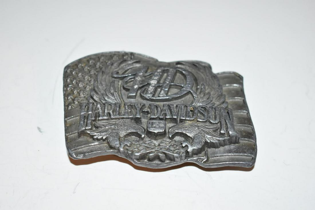 Vintage Harley Davidson Belt Buckle Harmony Designs: Vintage Harley Davidson Belt Buckle Harmony Designs Please view all photos as they are part of the description and condition of this Item, Feel free to contact me with questions or picture requests! U
