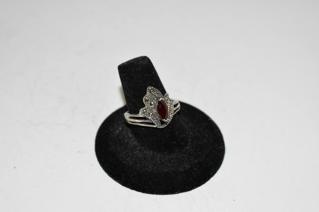 Vintage Sterling Silver Marcasite Ring sz 8.6: Vintage Sterling Silver Marcasite Ring sz 8.6 Please view all photos as they are part of the description and condition of this Item, Feel free to contact me with questions or picture requests! Used It