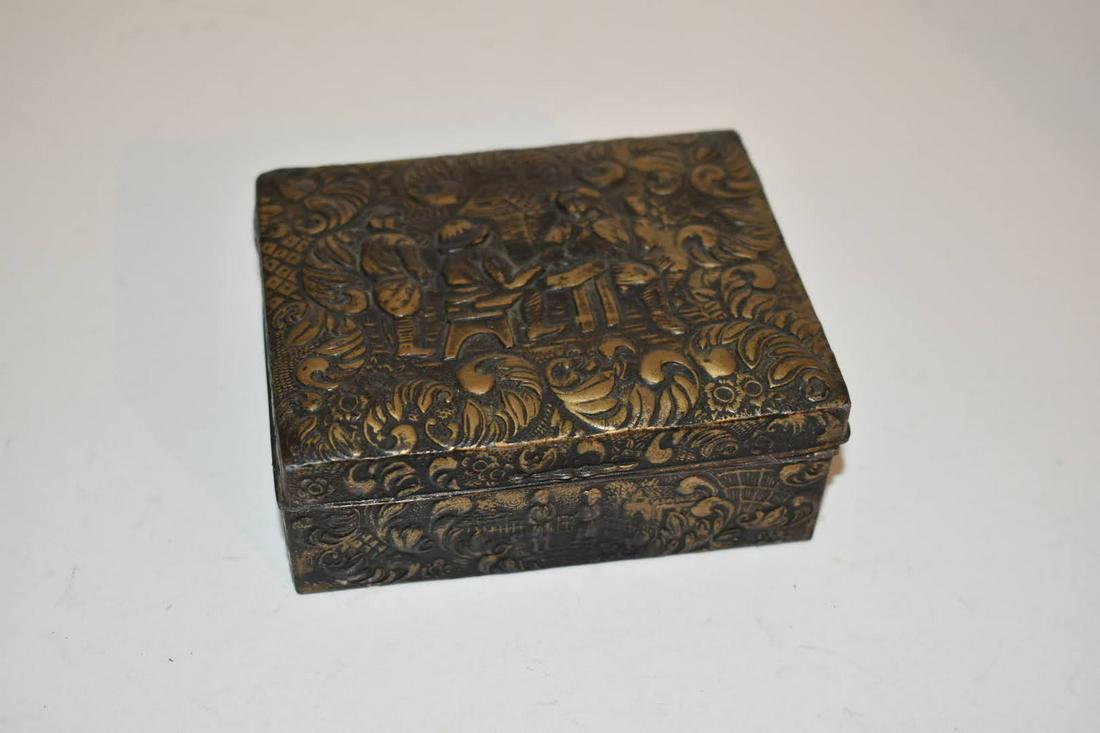 Vintage Jewelry Box 4 X 3 1/2: Vintage Jewelry Box 4 X 3 1/2 Please view all photos as they are part of the description and condition of this Item, Feel free to contact me with questions or picture requests! Used Item AS IS