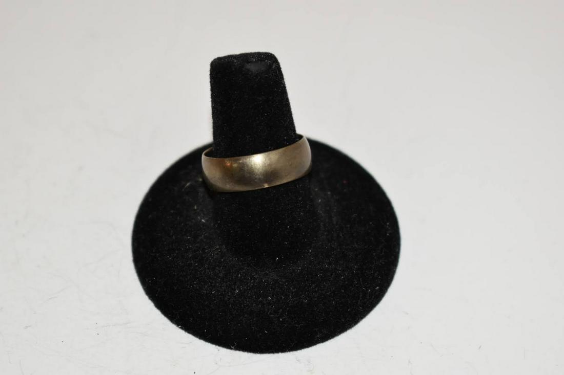 Vintage Sterling Silver Band Ring sz 8 (1 of 3)