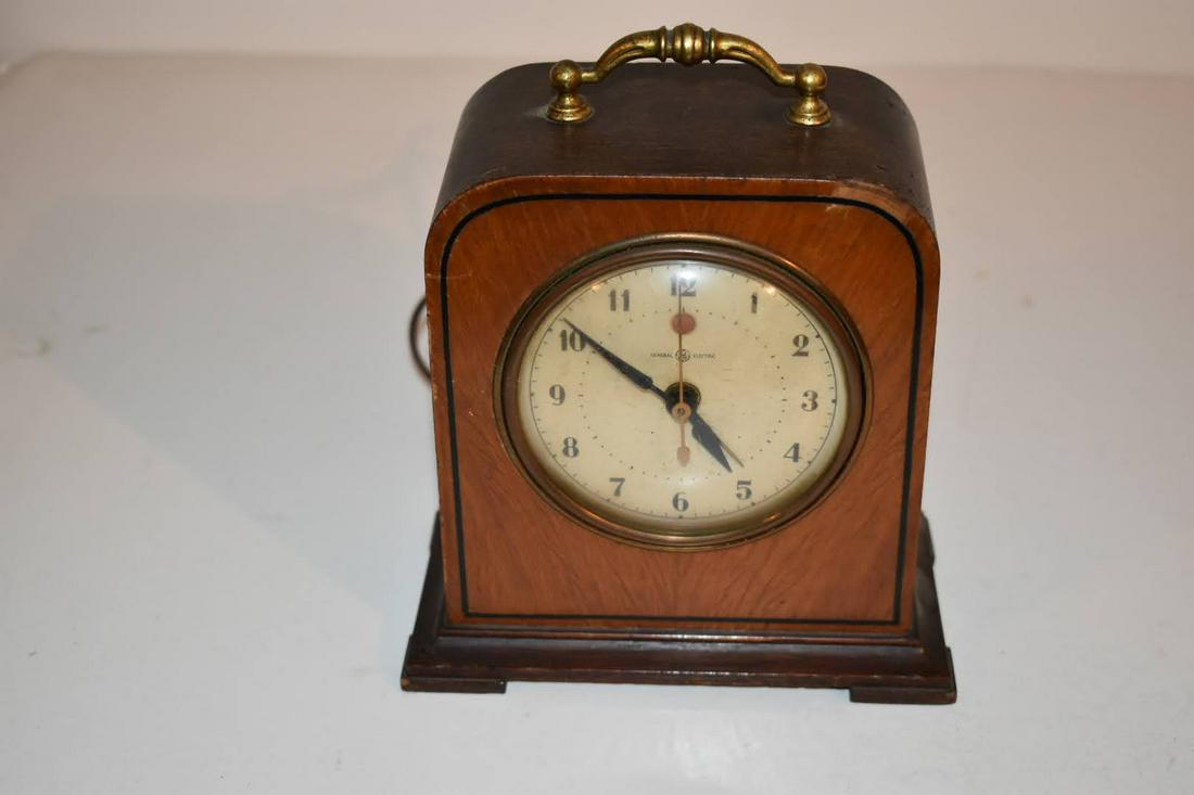 Vintage Art Deco General Electric Alarm Clock (1 of 4)