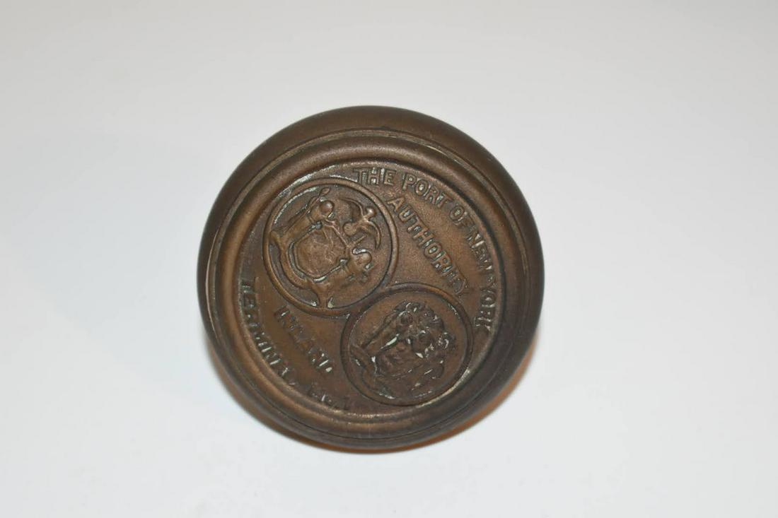 Vintage Brass New York Port Authority knob: Vintage Brass New York Port Authority knob Please view all photos as they are part of the description and condition of this Item, Feel free to contact me with questions or picture requests! Used Item 