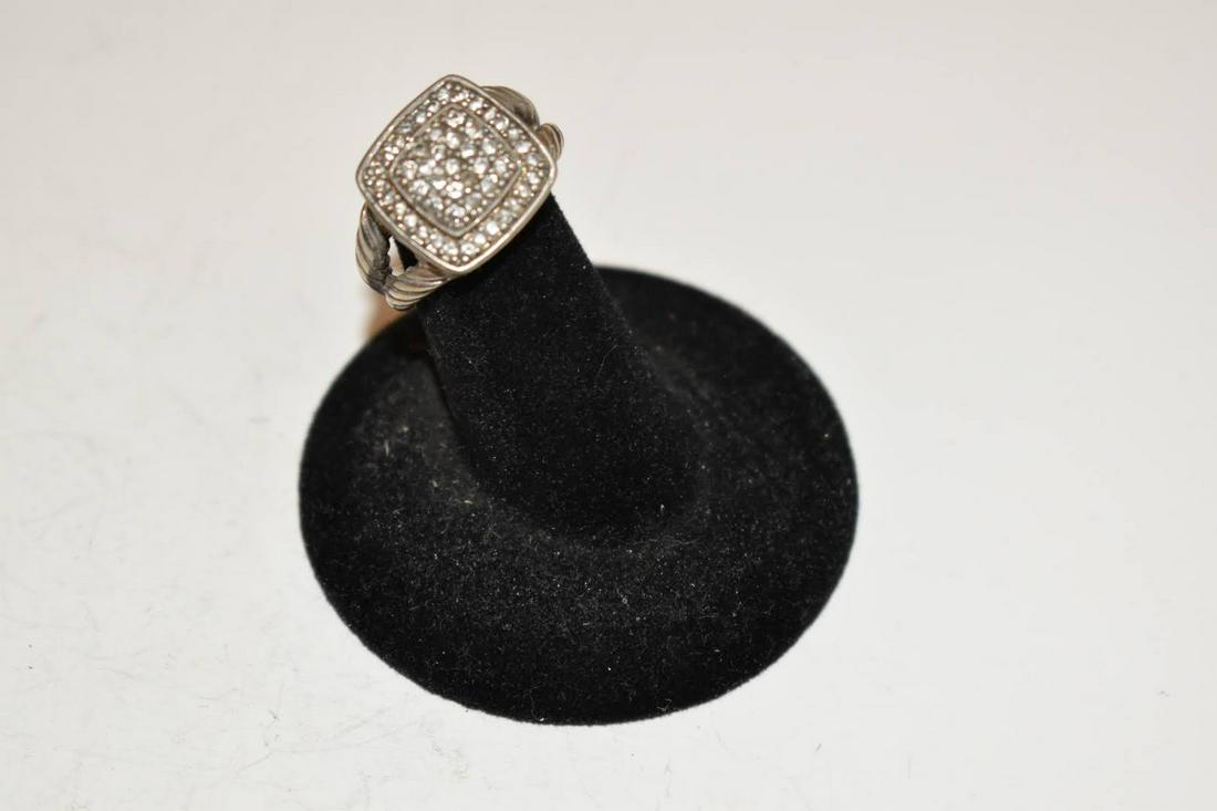 Vintage Sterling Silver Marcasite Ring sz 7: Vintage Sterling Silver Marcasite Ring sz 7 Please view all photos as they are part of the description and condition of this Item, Feel free to contact me with questions or picture requests! Used Item